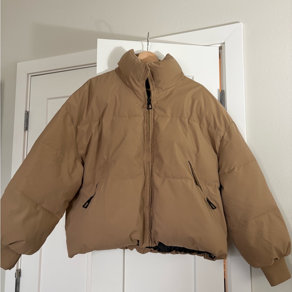 PUFFER JACKET